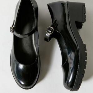 Urban Outfitters New UO Daria Treaded Mary Jane shoes Black Mary janes platform